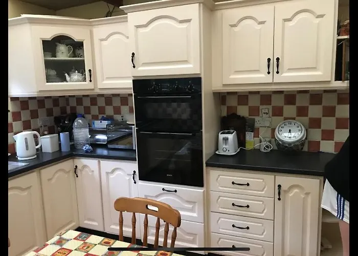 Nell & J S * Kingscourt