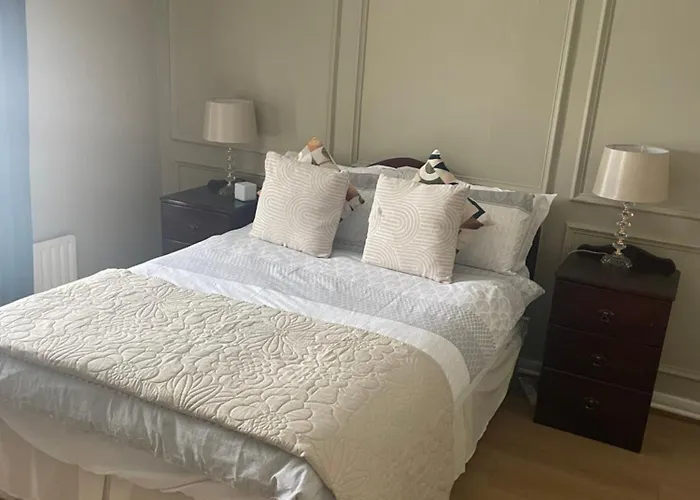 Nell & J S Apartament Kingscourt